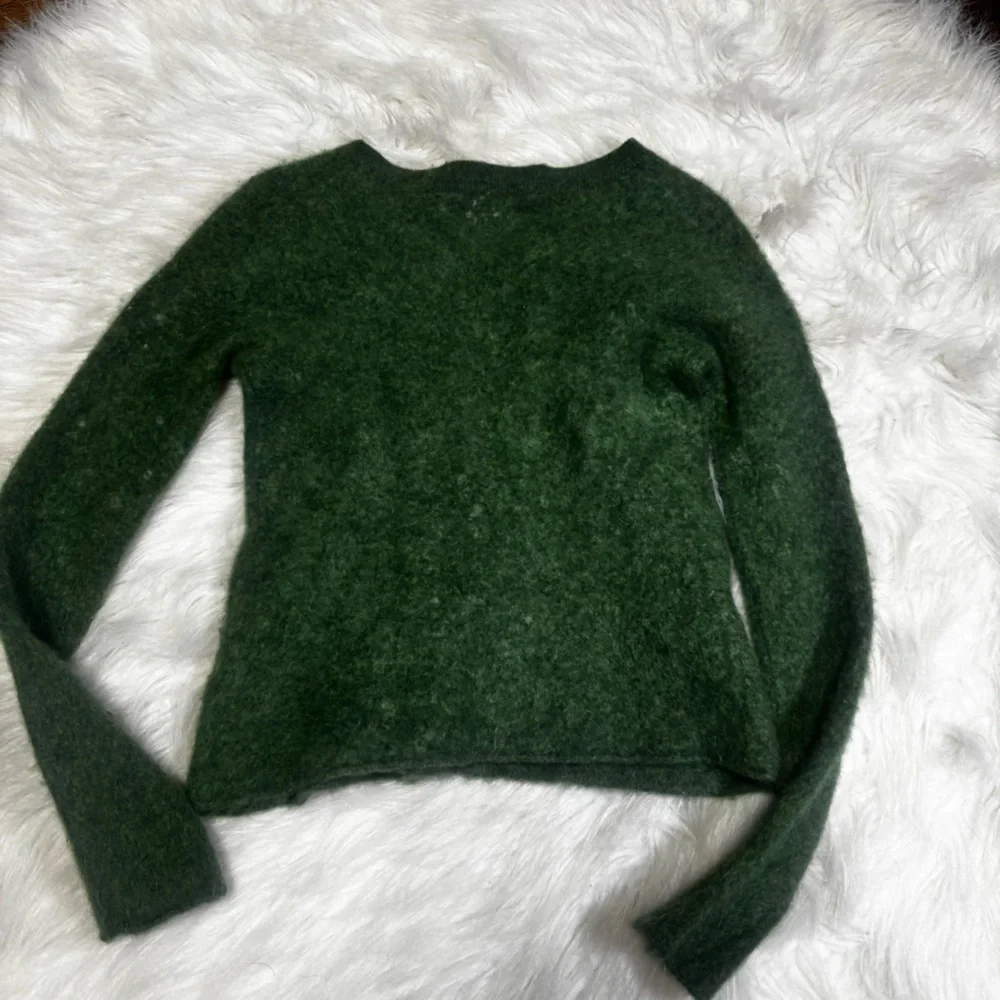Old Navy elegant crew